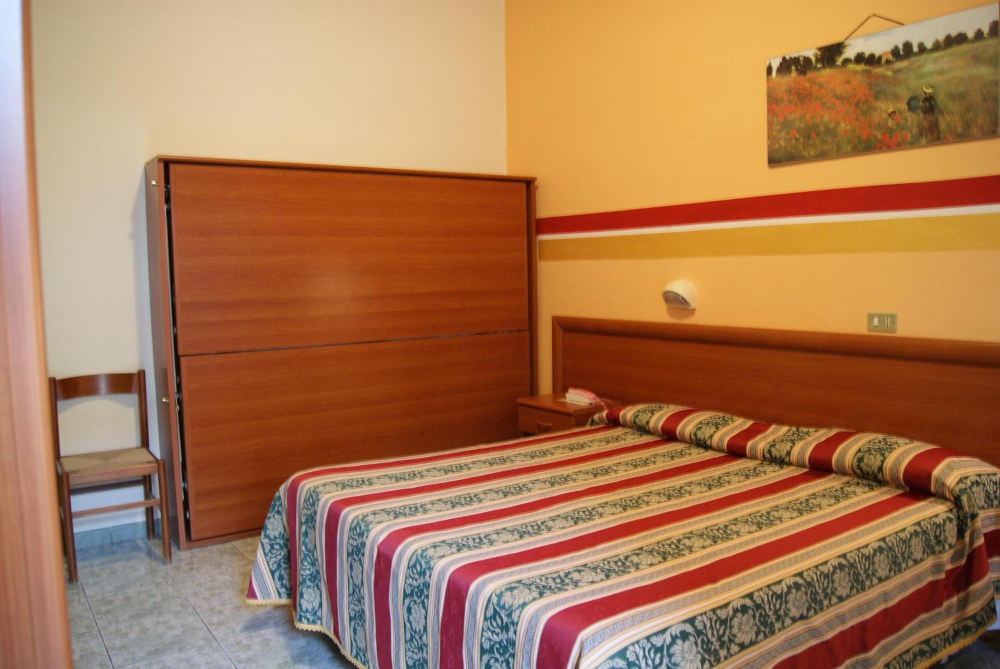 Hotel Dolly Viareggio Pokoj fotografie