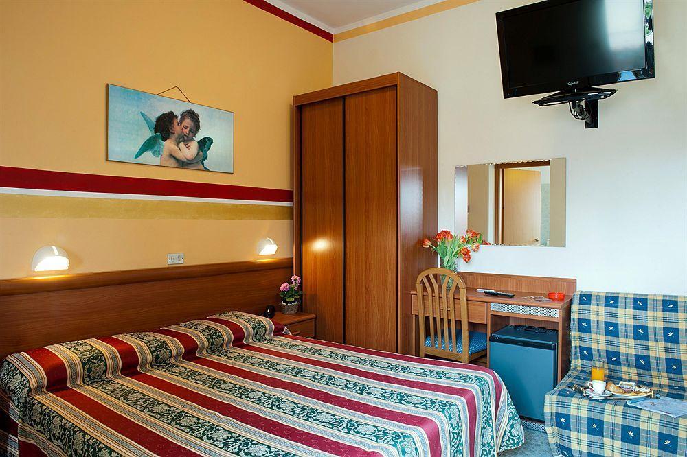 Hotel Dolly Viareggio Exteriér fotografie