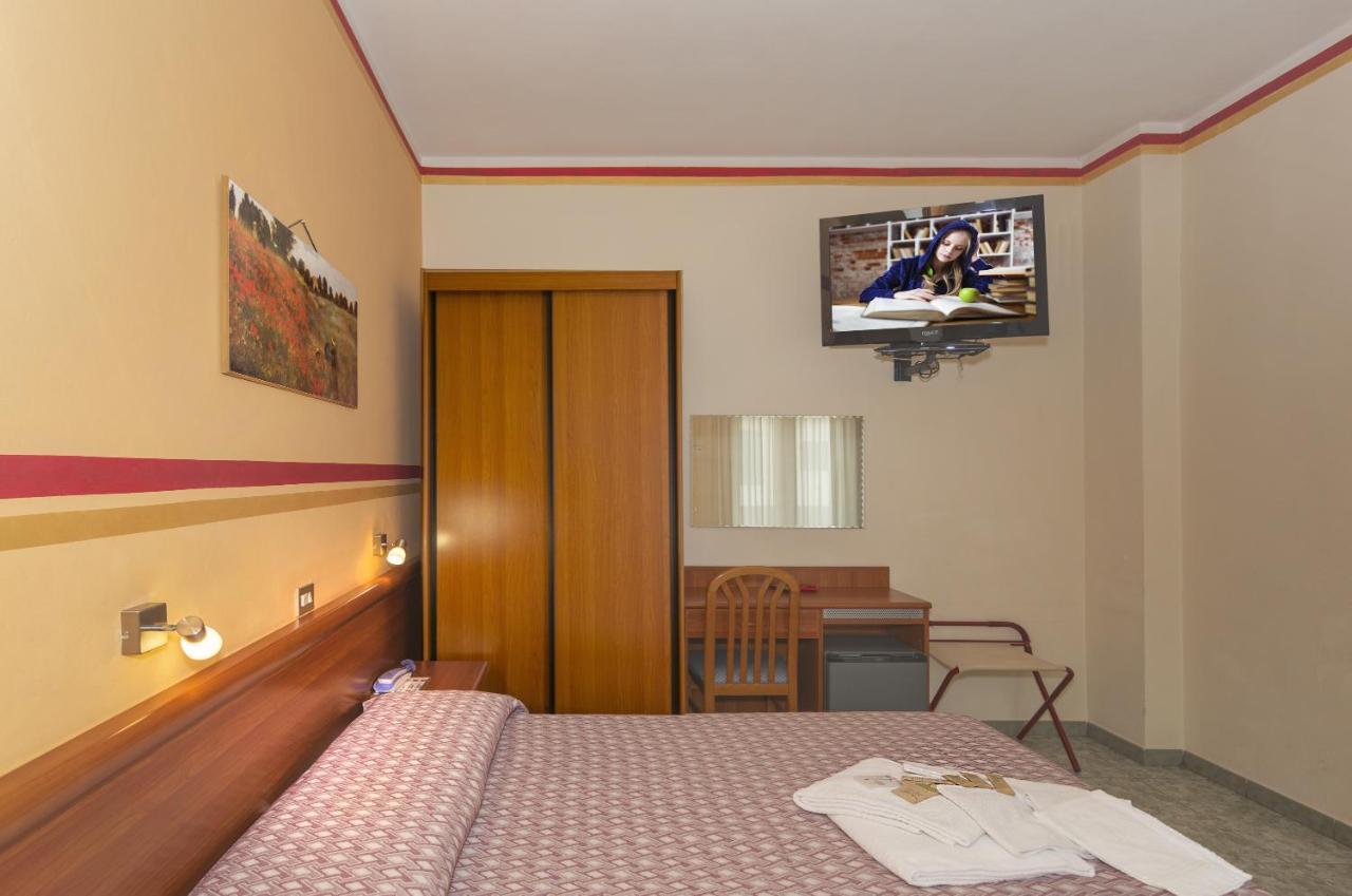 Hotel Dolly Viareggio Exteriér fotografie